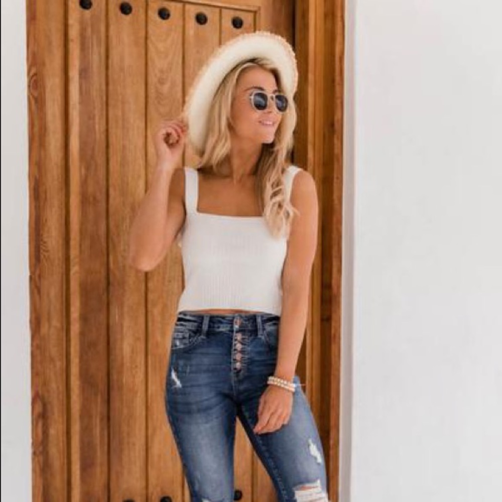 Pink Lily cropped sweater tank